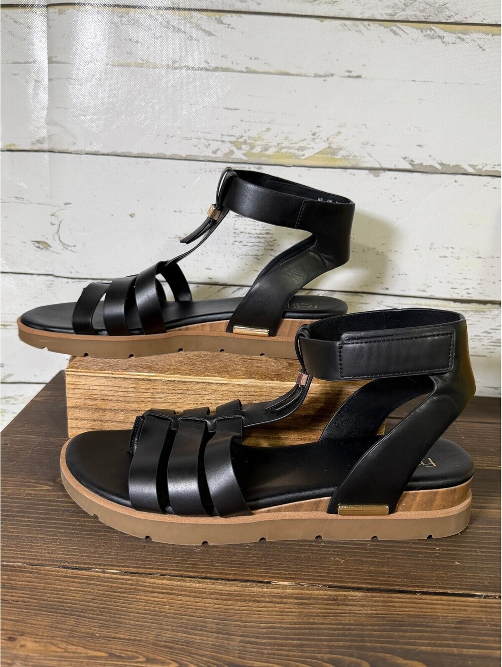 Franco Sarto Womens Dosha Black Leather Ankle Strap Gladiator Sandals Size 10